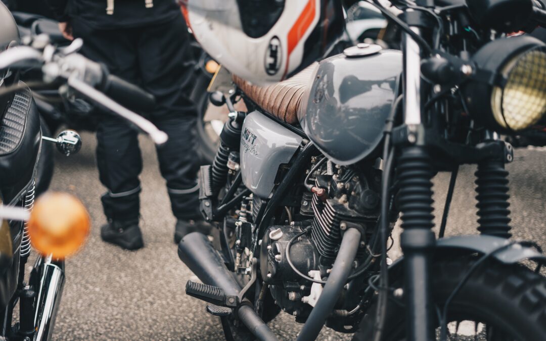 Las botas TCX DARTWOOD son ideales para cualquier motociclista urbano